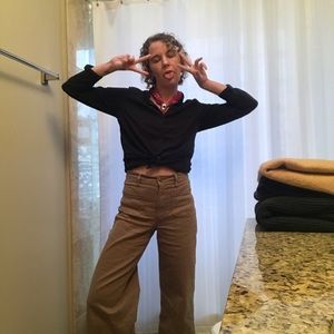 Meet your Posher, Keva